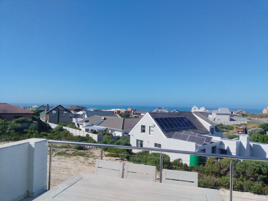 4 Bedroom Property for Sale in Oceanview Heights Western Cape